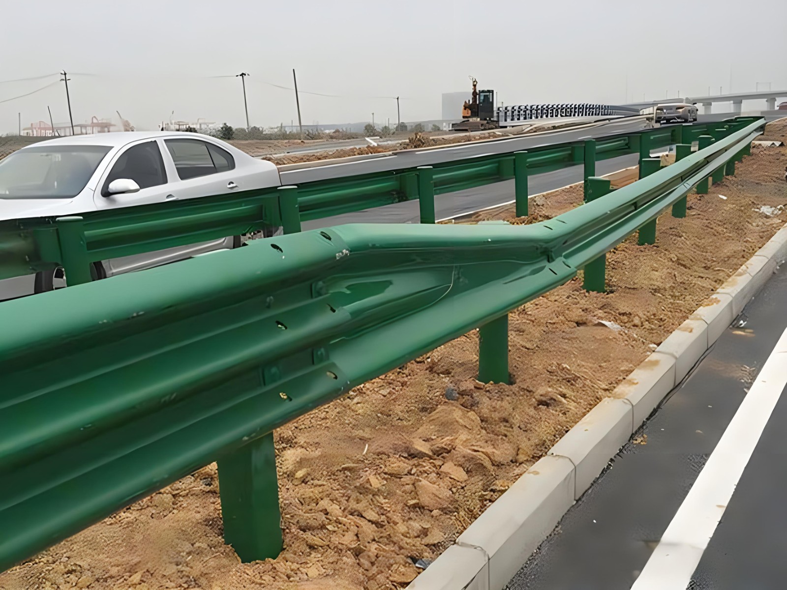 丽水高速波形护栏板日常维护方案确保道路安全新举措